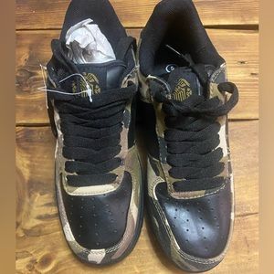 Wapro laced nwt low top camo tennis shoes sneakers euro 36.5 us 6